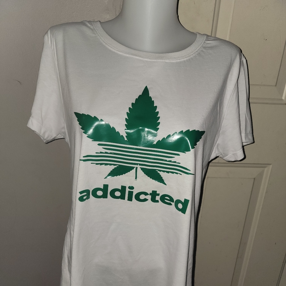 Addicted 420 Tee - Picture 2 of 5